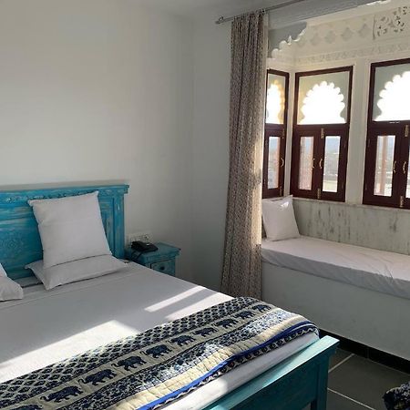 أُودايبور Hotel Mewari Villa المظهر الخارجي الصورة