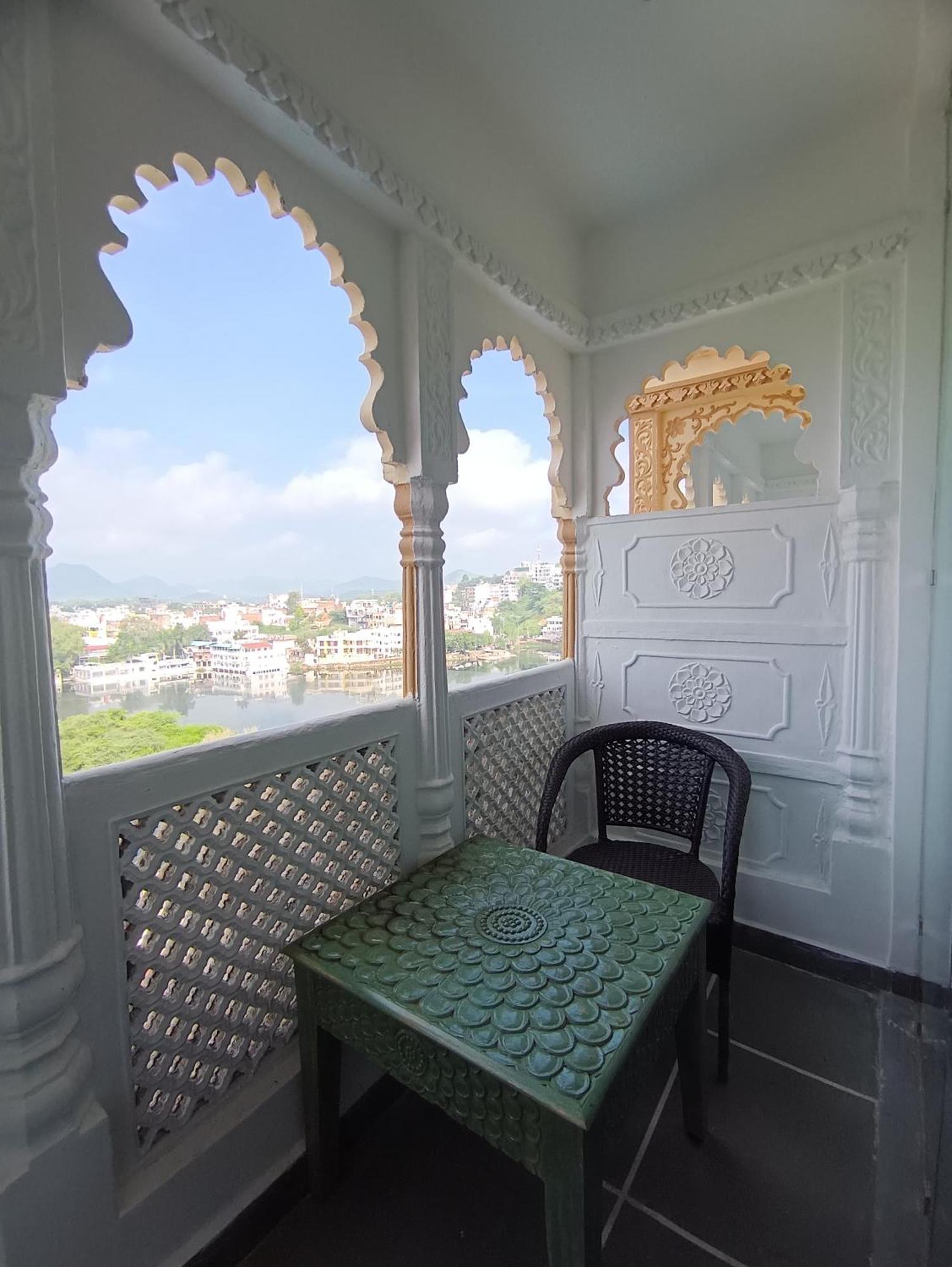 أُودايبور Hotel Mewari Villa المظهر الخارجي الصورة
