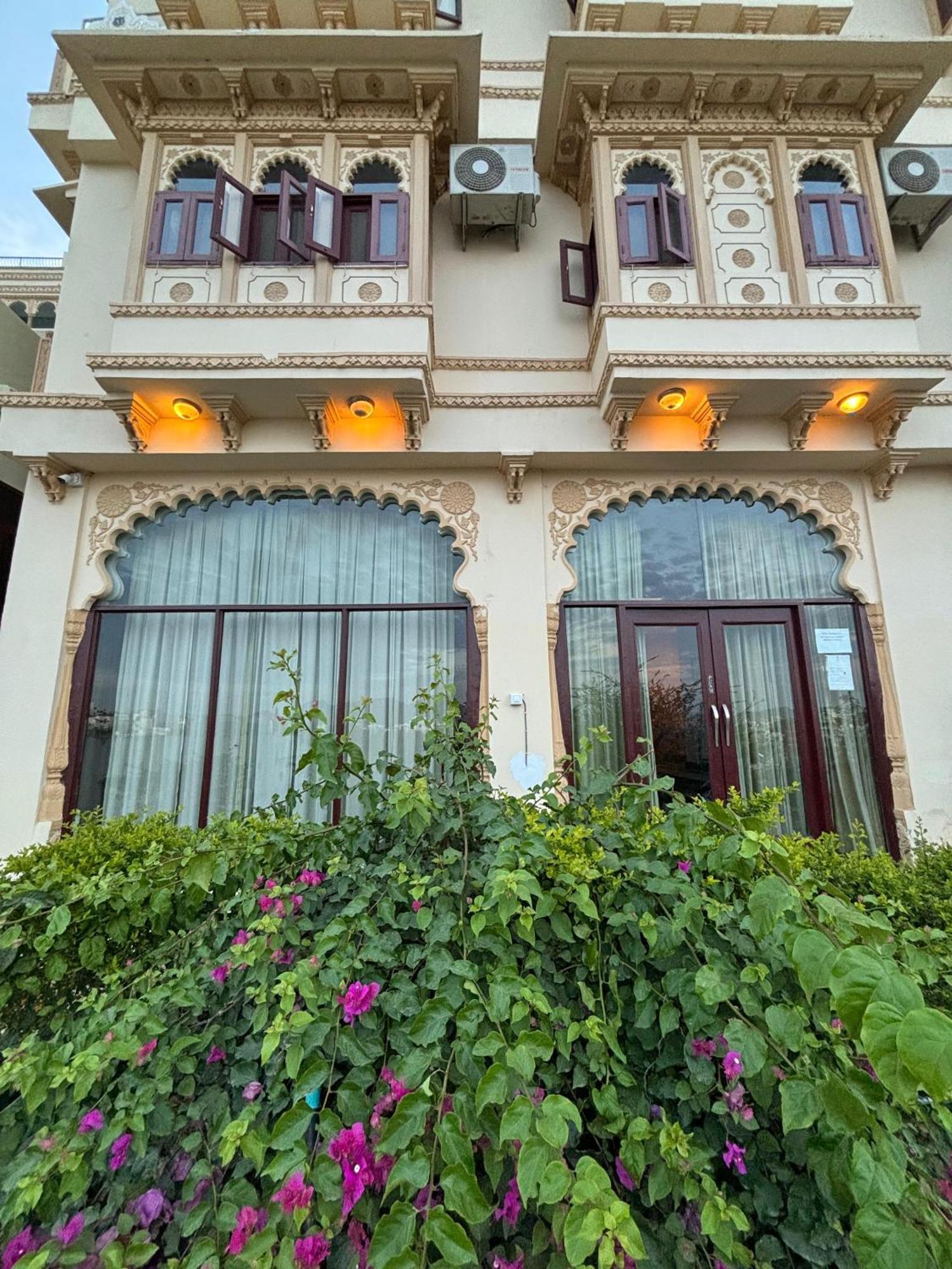 أُودايبور Hotel Mewari Villa المظهر الخارجي الصورة