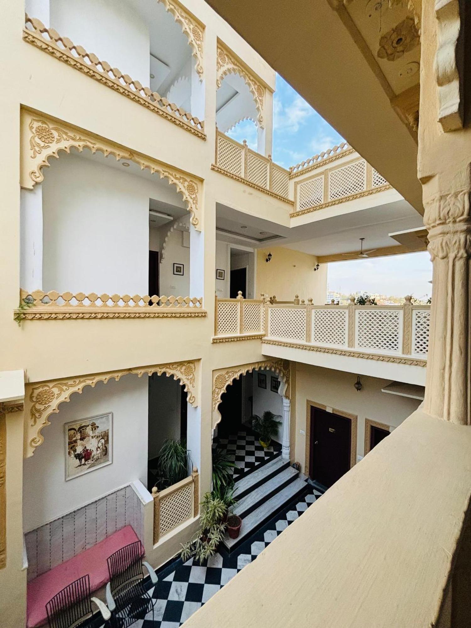 أُودايبور Hotel Mewari Villa المظهر الخارجي الصورة
