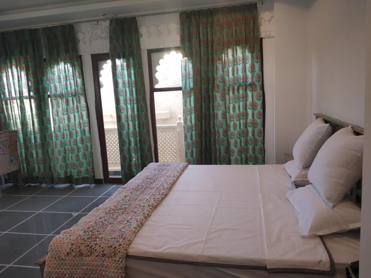 أُودايبور Hotel Mewari Villa المظهر الخارجي الصورة